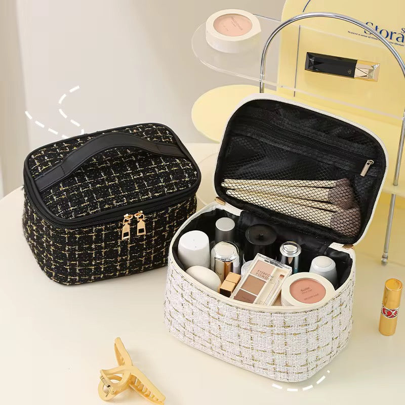 Necessaire