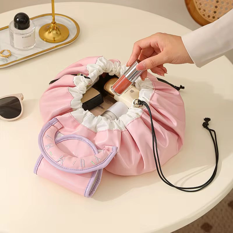 Necessaire com cordão