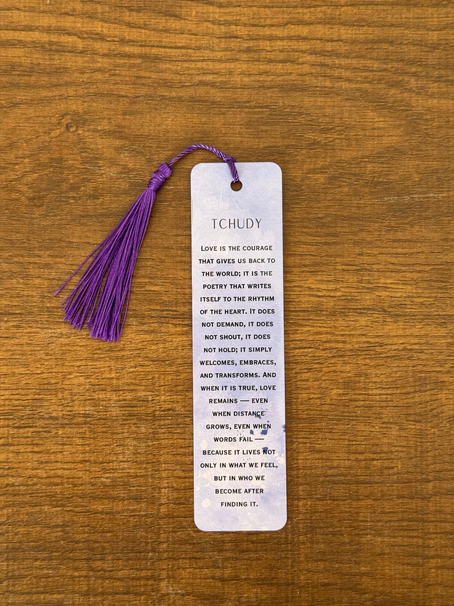 Marca livro estampado