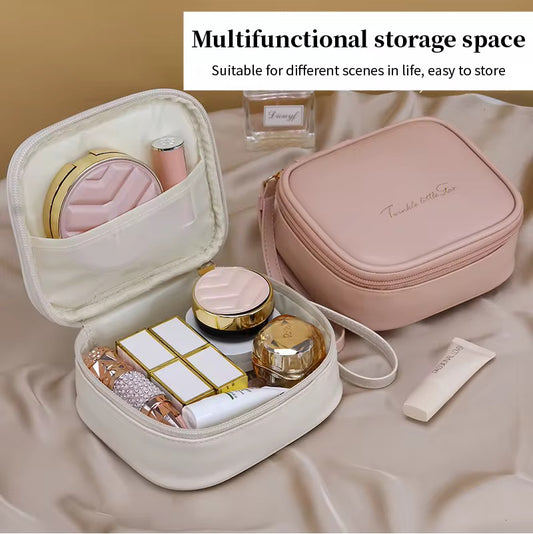 Bolsa para produtos de higiene e outros