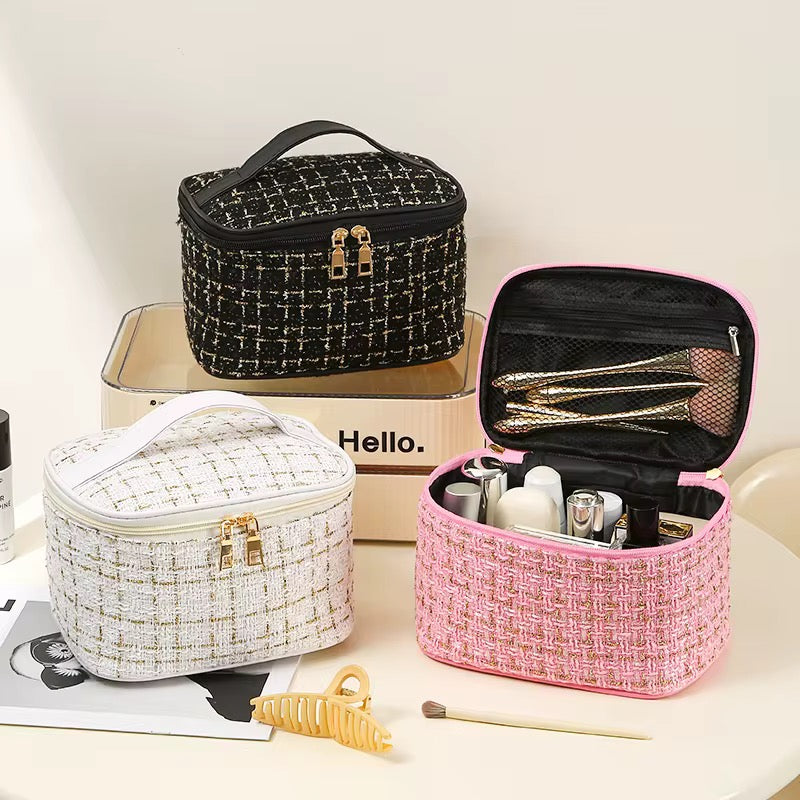 Necessaire